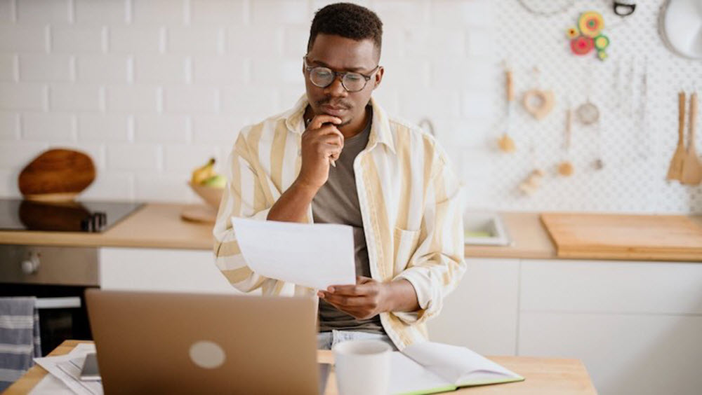 Pros and cons of American Express personal loans